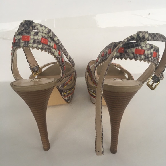 Guess snakeskin print women’s stilettos shoes - Picture 3 of 6